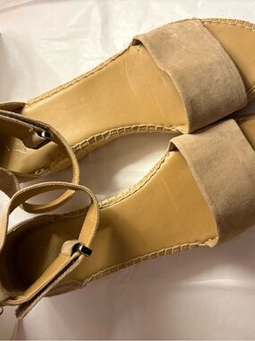 Franco Sarto Tan Suede Ankle-Strap Flat Sandals Espadrilles Sz 9
